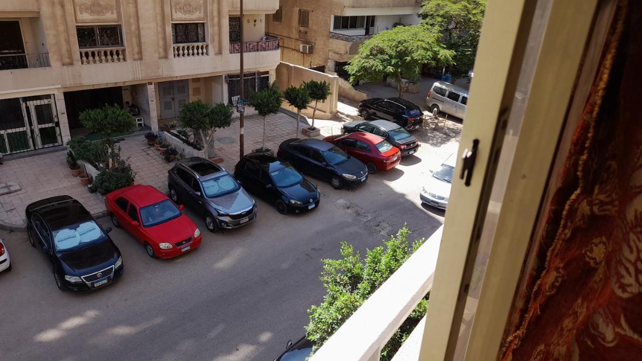 Single Comfort: Private Bathroom Retreat Cairo