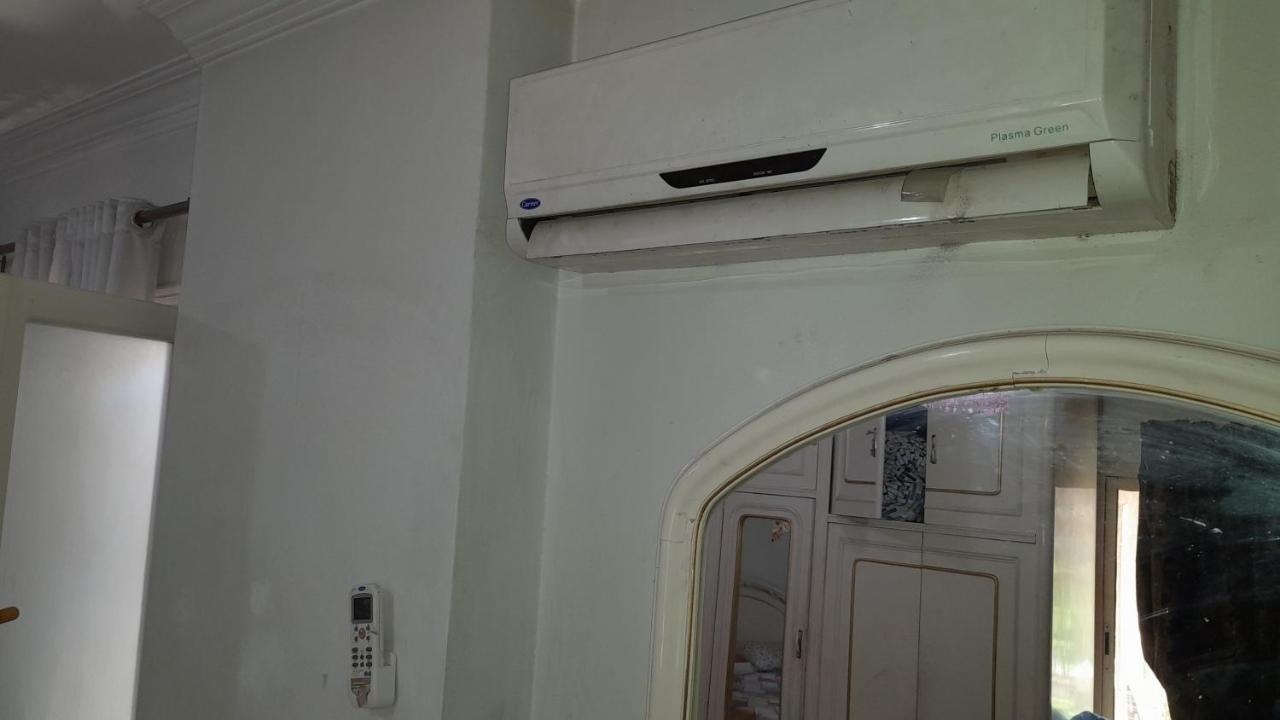 Single Comfort: Private Bathroom Retreat Homestay *